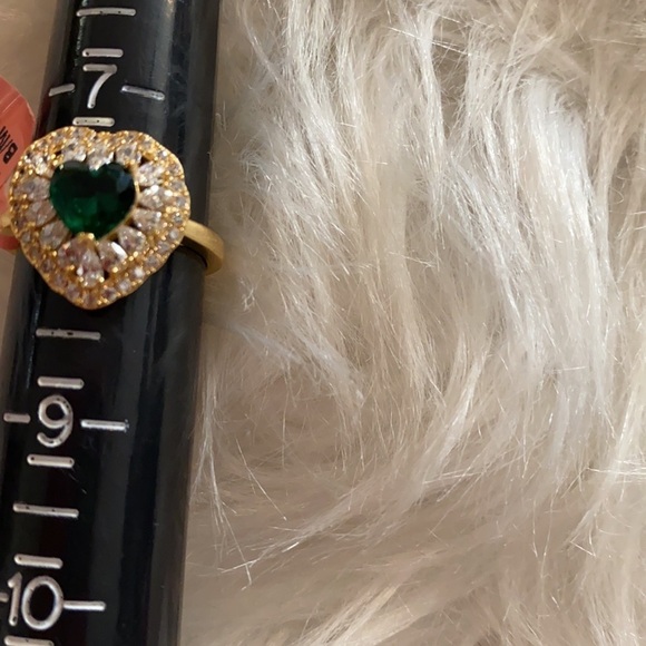 New Heart Ring - Picture 5 of 5